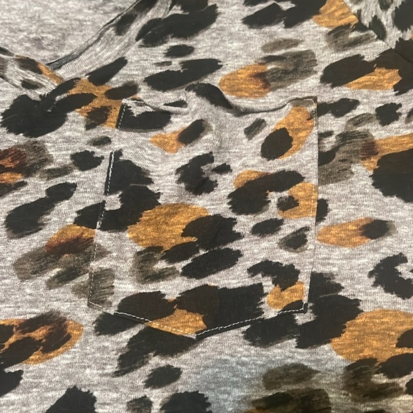 NWT Anthropologie Cheetah / Leopard T Shirt - Picture 5 of 5